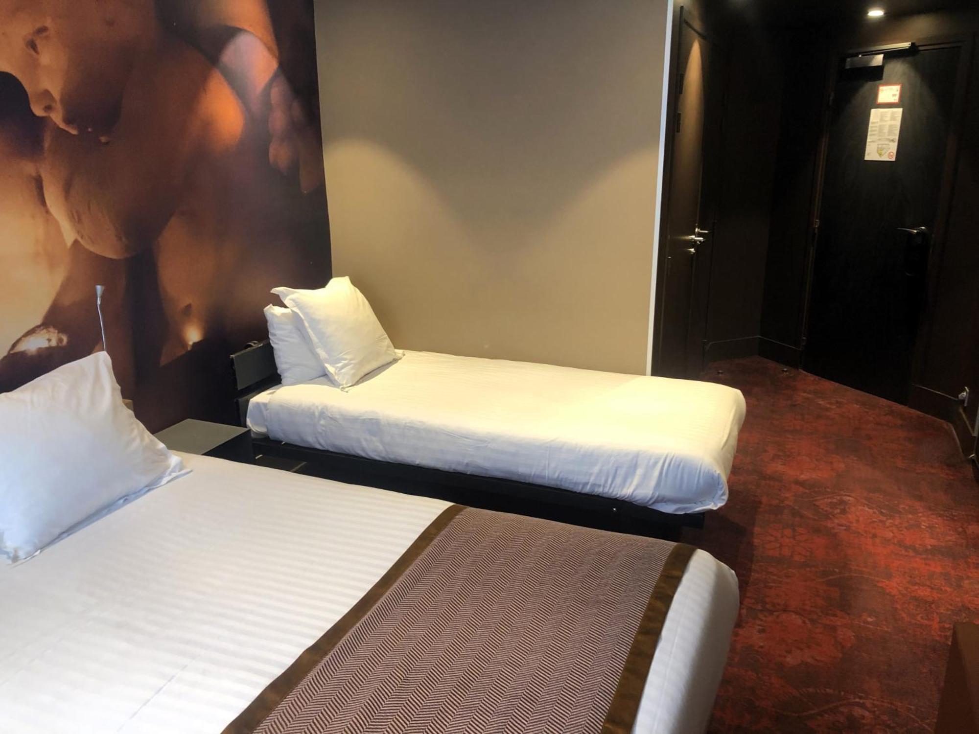 Hotel Sixteen Paris Montrouge Rum bild